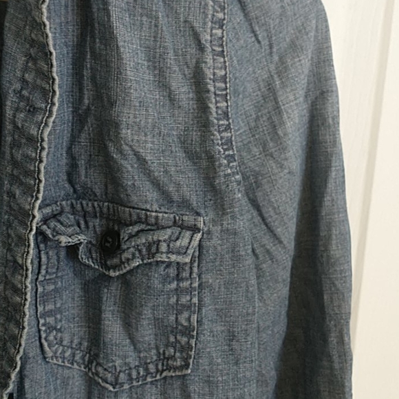 AERIE button up - Picture 3 of 3